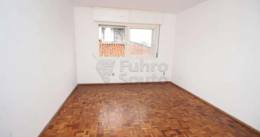 Apartamento com 3 quartos para alugar na Rua Leonardo Colares, A, 11833742, Centro, Pelotas