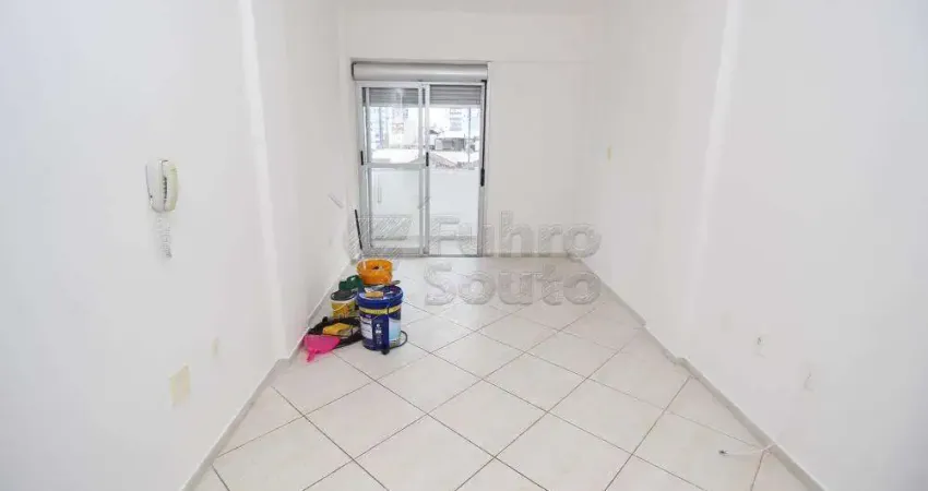 Apartamento com 1 quarto para alugar na Rua Santa Cruz, ., 128130462, Centro, Pelotas