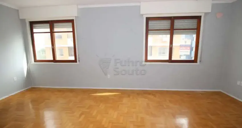 Apartamento Amplo e Iluminado no Edifício Residencial Senador: Conforto no Centro!