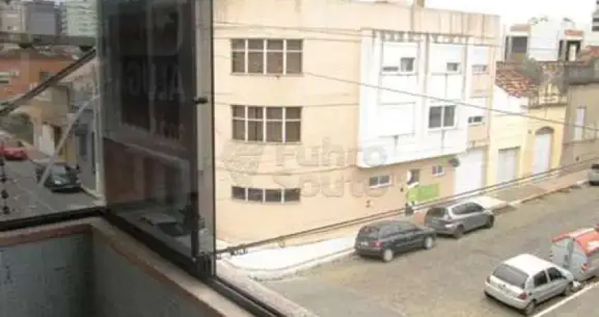 Apartamento com 3 quartos para alugar na Rua Santa Cruz, 128634442, Centro, Pelotas