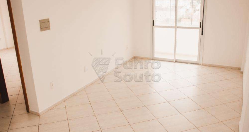Apartamento com 2 quartos para alugar na Rua Santa Cruz, ., 128130462, Centro, Pelotas