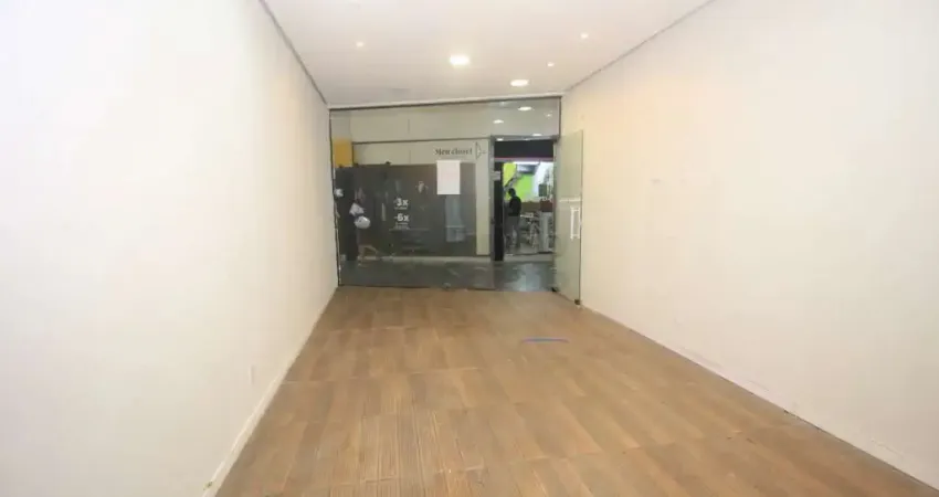 Sala comercial na galeria firenze - localização estratégica no centro de pelotas!