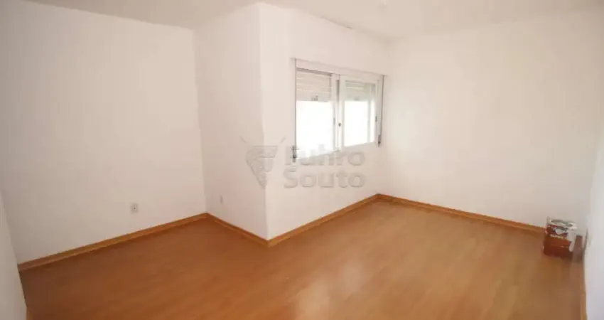 Apartamento 2 Dormitórios no Edifício Solar Dom Rafael - Localização Estratégica no Centro
