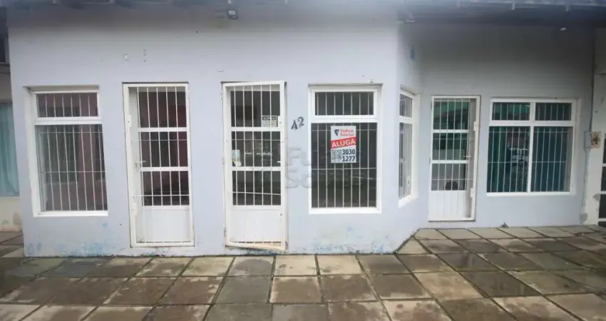 Aluguel de sala comercial no centro comercial guabiroba - espaço diferenciado para seu negócio!