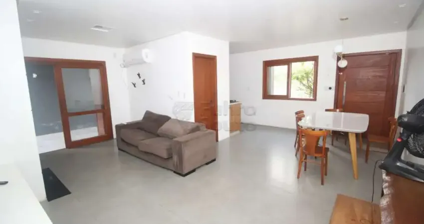 Casa Mobiliada e Ampliada no Arcobaleno - Conforto e Sofisticação