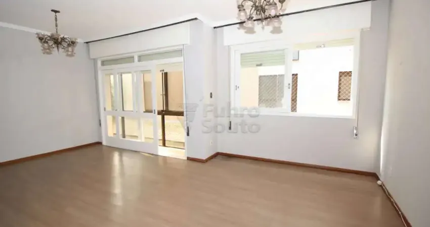 Espetacular Apartamento no Coração de Pelotas! Localizado na Rua Andrade Neves.