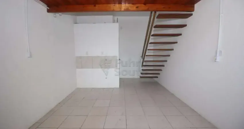 Locação de Sala Comercial no Complexo Comerciário do Três Vendas - Excelente Oportunidade para o Seu Negócio!