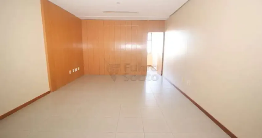 Sala comercial para alugar na Rua Barão de Santa Tecla, 15883342, Centro, Pelotas