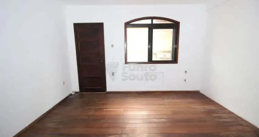 Apartamento com 2 quartos para alugar na Rua Almirante Tamandaré, 14813042, Centro, Pelotas