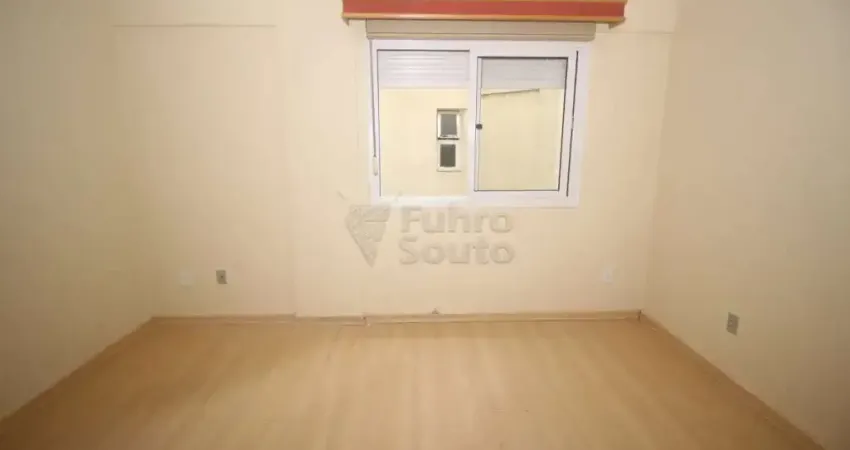 Kitinete na Galeria Triunfo em Frente a Católica no Centro de Pelotas - Para Locação e Venda!