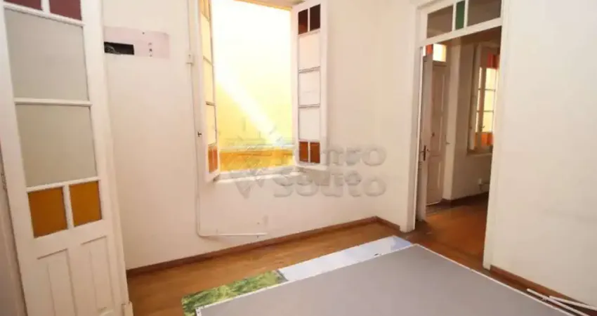 Casa Comercial localizada na Avenida Bento Gonçalves - Excelente oportunidade para o seu negócio
