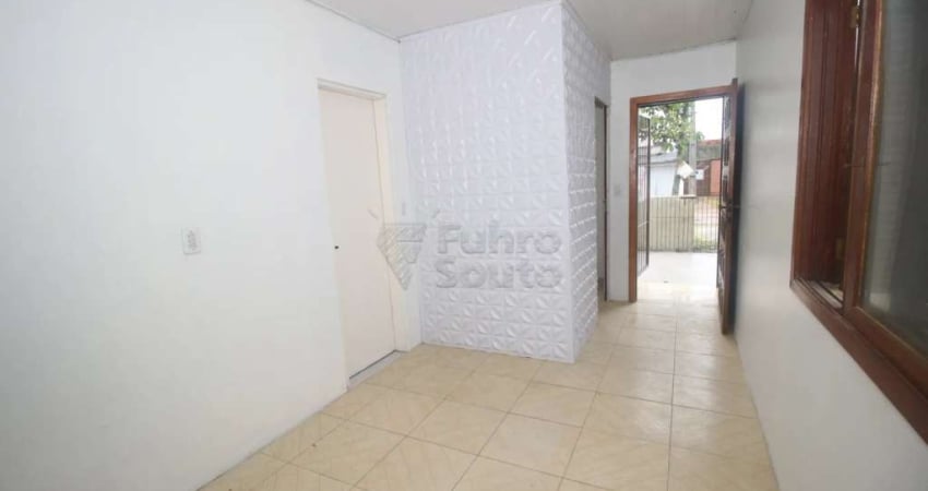 Casa com Pátio no Py Crespo - Conforto e Localização nas Três Vendas