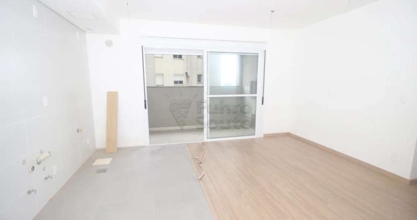 Apartamento no Smart Urban Club 2 dormitórios, 1 suíte e sacada com churrasqueira.