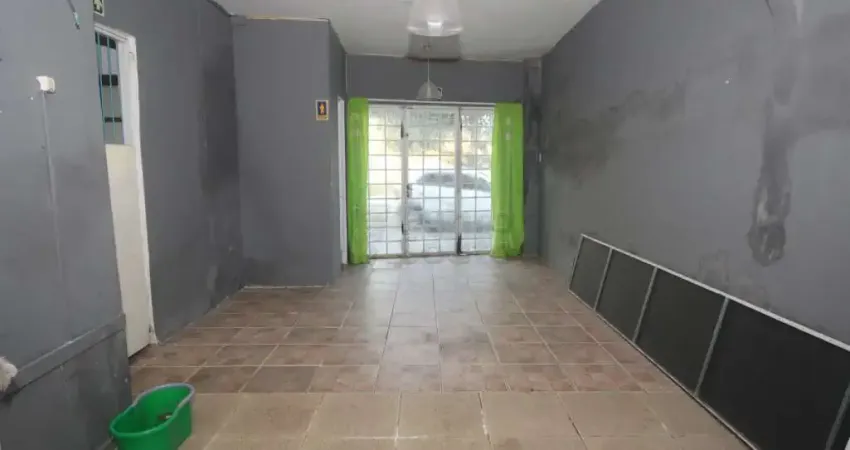 Excelente Imóvel Sobrado para Moradia ou Comércio na Avenida Juscelino Kubitschek!