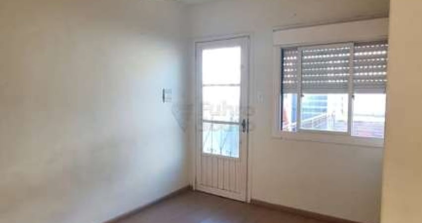 Apartamento reformado de 2 Dormitórios no Residencial Village Center II - Pelotas
