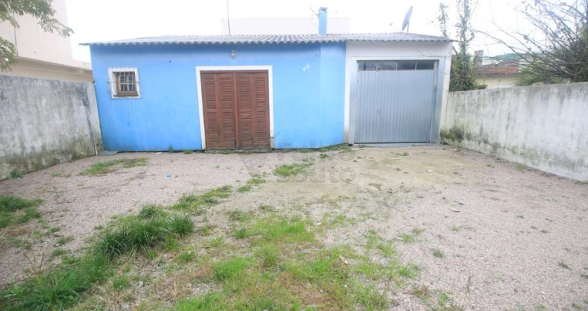 Casa com 3 quartos para alugar na Rua Hugo Porto, 1486342, Três Vendas, Pelotas