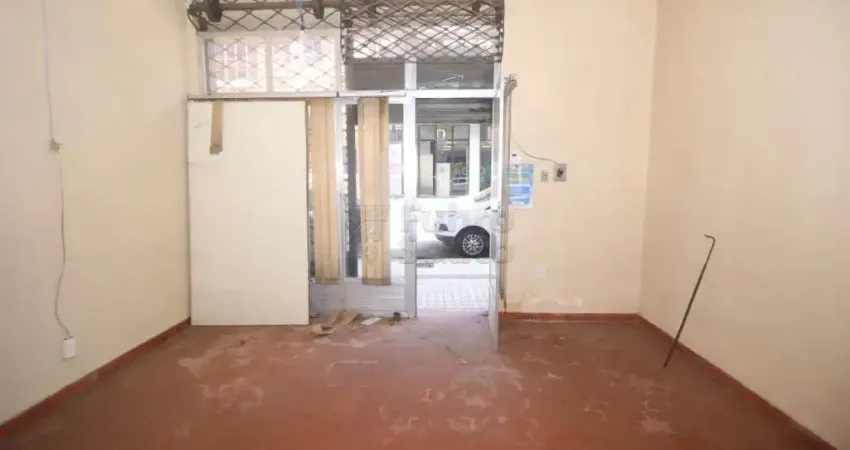 Sala comercial no edifício gazalle no centro de pelotas - visibilidade e funcionalidade para o seu negócio!