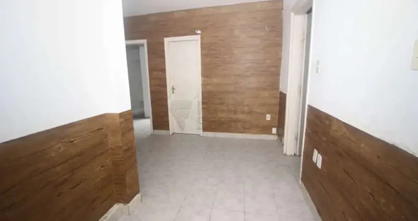 Sobrado amplo e versátil no centro de pelotas - ideal para morar ou instalar seu negócio