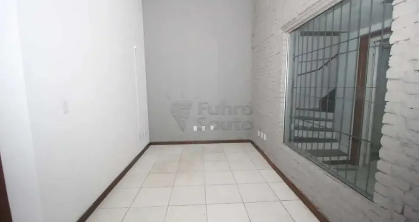 Prédio comercial amplo e reformado para locação no centro de pelotas - localização estratégica!