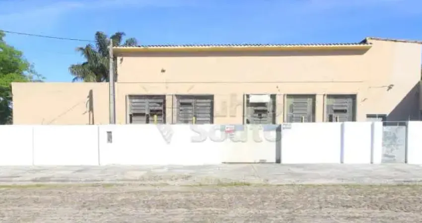 Prédio comercial amplo no bairro areal - espaço ideal para prestação de serviços!