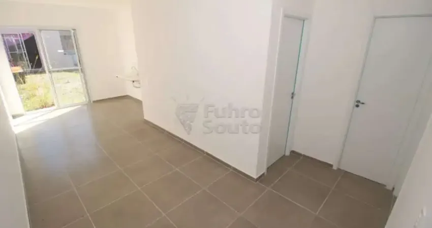 Casa em condomínio fechado com 2 quartos para alugar na Av. Um Lot. Cidade Alta, Quadra G, 13853542, Três Vendas, Pelotas