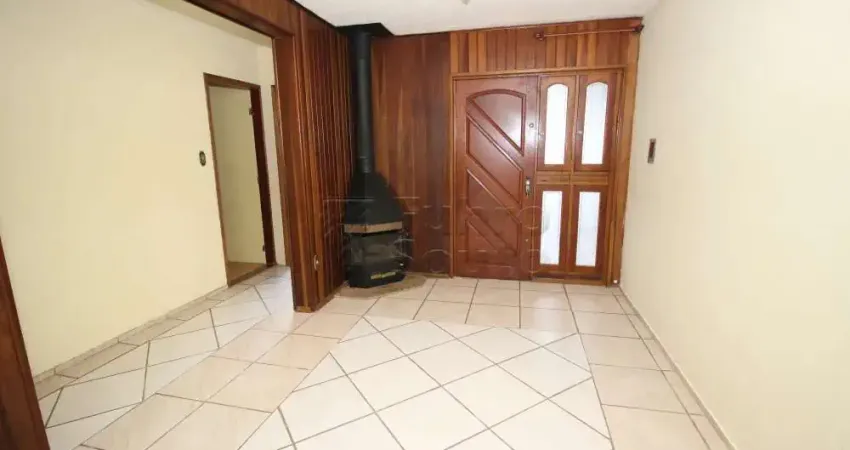 Excelente casa no bairro areal, com excelente localização e posição solar