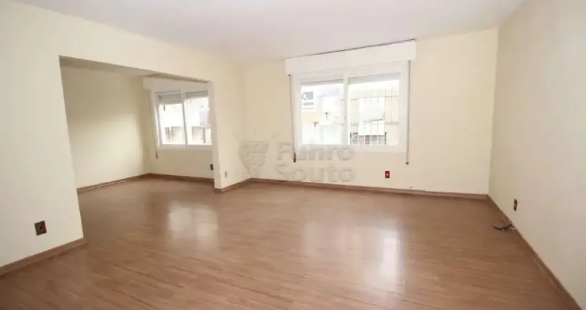 Apartamento Espaçoso no Centro de Pelotas com 03 Dormitórios