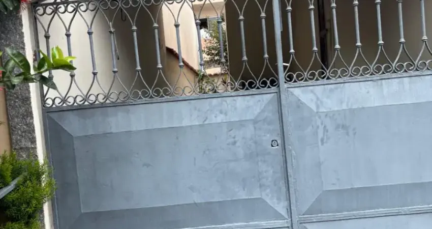 Casa em condomínio fechado com 2 quartos para alugar na Rua Carlos Ronchetti, 100, Campo Grande, Rio de Janeiro