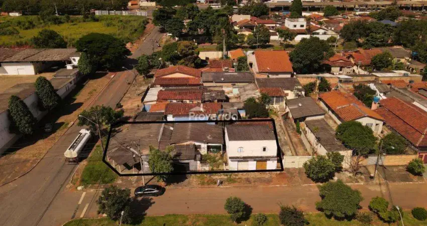 Terreno à venda na Avenida Skoda, Jardim Novo Mundo, Goiânia