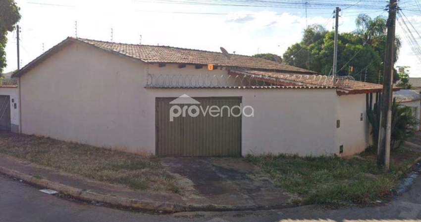 Casa com 2 quartos à venda na Rua 18, Setor Santos Dumont, Goiânia