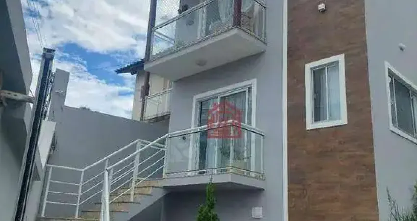 Casa com 3 dormitórios à venda, 225 m² por R$ 750.000,00 - Vale Encantado - Macaé/RJ