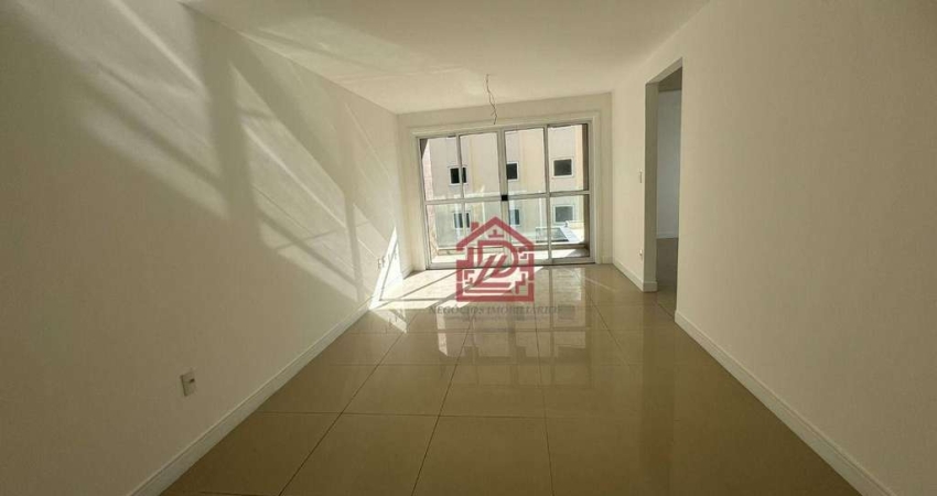 Apartamento com 2 dormitórios à venda, 58 m² por R$ 750.000,00 - Praia Campista - Macaé/RJ