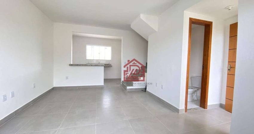 Casa com 2 dormitórios à venda, 70 m² por R$ 330.000,00 - Ajuda de Cima - Macaé/RJ