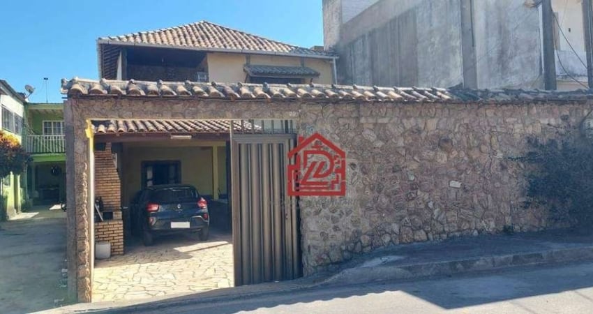 Casa com 4 dormitórios à venda, 160 m² por R$ 450.000,00 - Parque Aeroporto - Macaé/RJ
