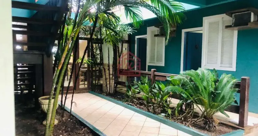 Casa comercial à venda na Avenida Nossa Senhora da Glória, 1800, Cavaleiros, Macaé