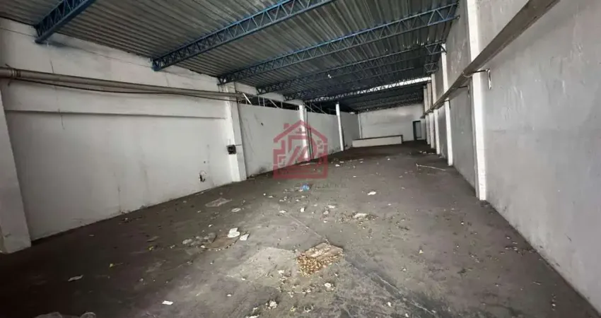 Loja/salão para alugar no centro de macaé, 900m², 4 banheiros
