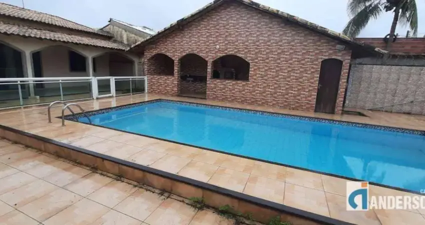 Excelente casa 3 Quartos (2 suítes) com piscina e churrasqueira no São Bento em Itaipuaçu.