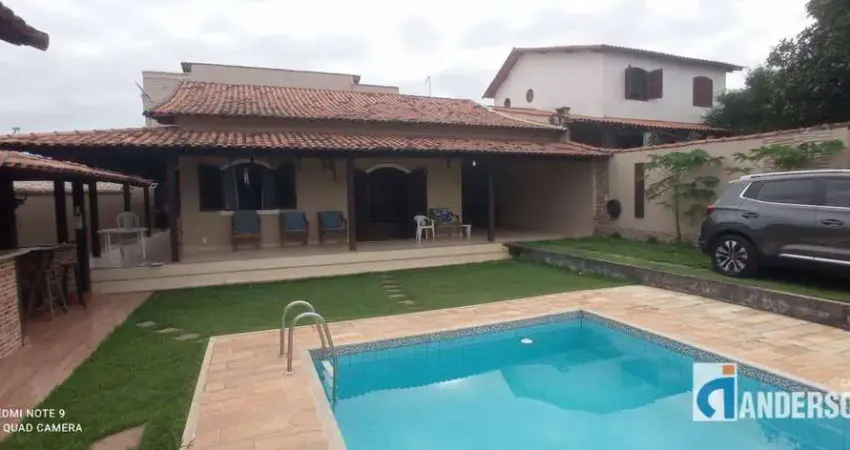 Ótima Casa com 4 quartos à venda, 240 m² por R$ 850.000 - Itaipuaçu - Maricá/RJ