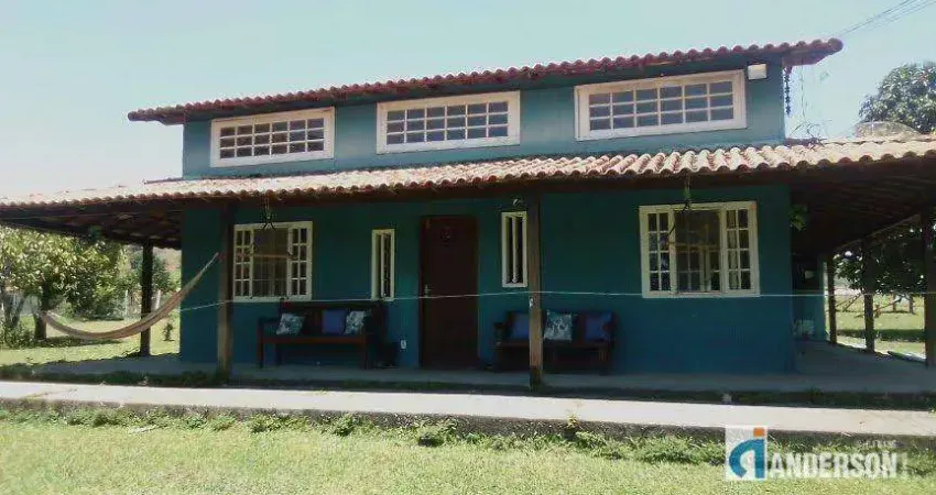 Casa em condomínio fechado com 3 quartos à venda na Rua Volta Redonda, Ubatiba, Maricá