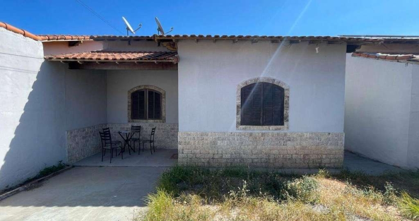 Oportunidade !! Casa 2 Quartos (1 suíte) com churrasqueira e quintal no Barroco em Itaipuaçu