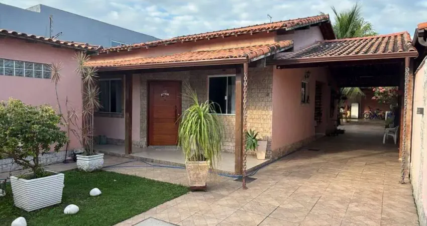 Excelente casa 2 Quartos (1 suíte) no Jd. Atlântico Oeste em terreno 360m²