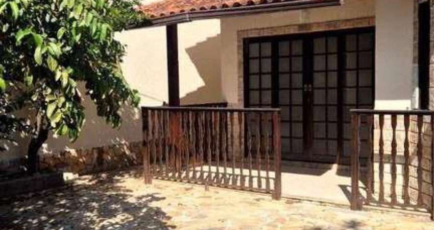 Casa com 3 dormitórios para alugar por R$ 2.800,00/mês - Itaipuaçu - Maricá/RJ