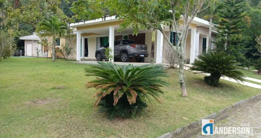 Casa em condomínio fechado com 3 quartos à venda na Rodovia Vereador Oldemar Guedes Figueiredo, Ubatiba, Maricá