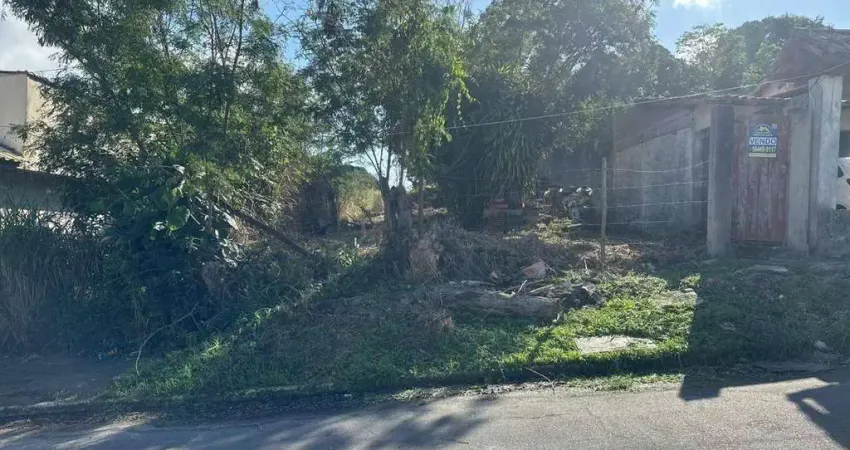 Terreno à venda na Rua das Gardênias, São José do Imbassaí, Maricá