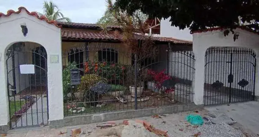 Casa com 2 dormitórios para alugar, 117 m² por R$ 2.200,00/mês - Itaipuaçu - Maricá/RJ
