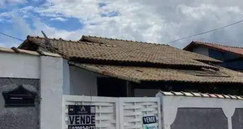 Casa com 2 dormitórios para alugar por R$ 2.300/mês - Mumbuca - Maricá/RJ