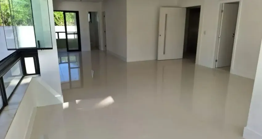 Apartamento com 3 quartos para alugar na Rua Alfredo Gomes de Oliveira, 95, Armação, Salvador