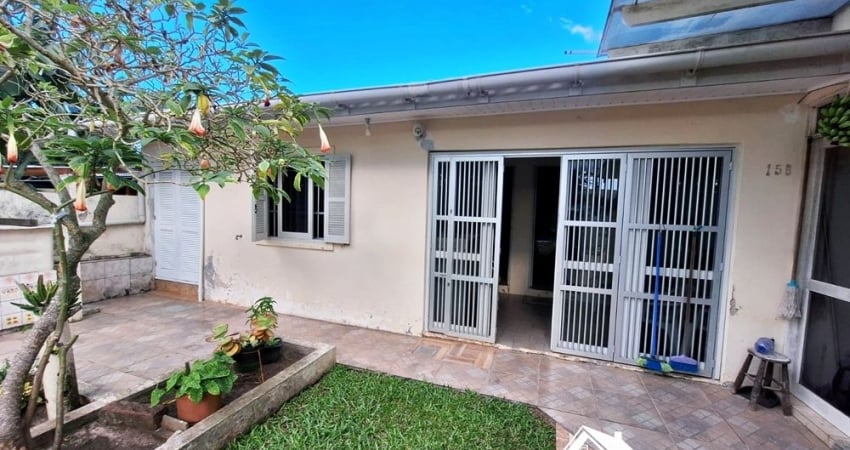 Encantadora Residência com 4 Dormitórios e Suíte no Centro da Praia de Cidreira/RS