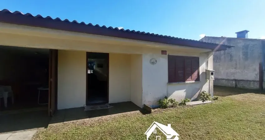 Encantadora Residência com 3 Dormitórios na Praia de Cidreira/RS