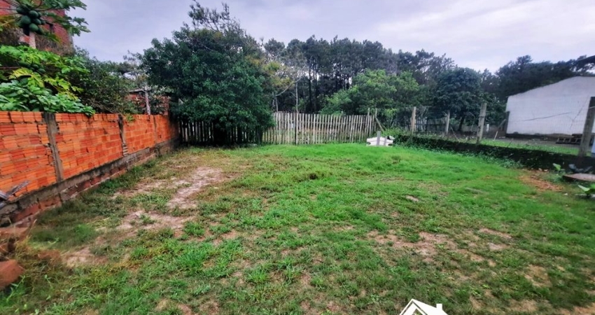 Excelente Terreno no bairro Parque dos Pinus em Cidreira/RS